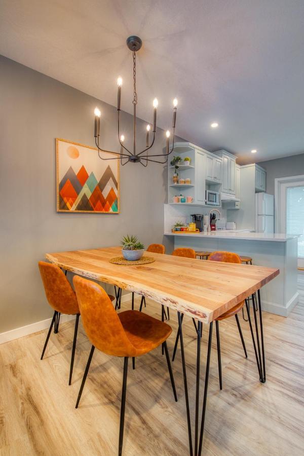 Beautiful Newly Reno 2Bdm 2 Bth Sleep Up To 6 Adults & Kids Mountain View Townhouse Suite Canmore Exterior photo